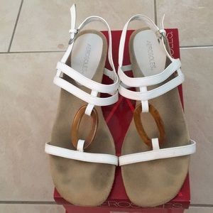 Aerosoles white wedge sandals